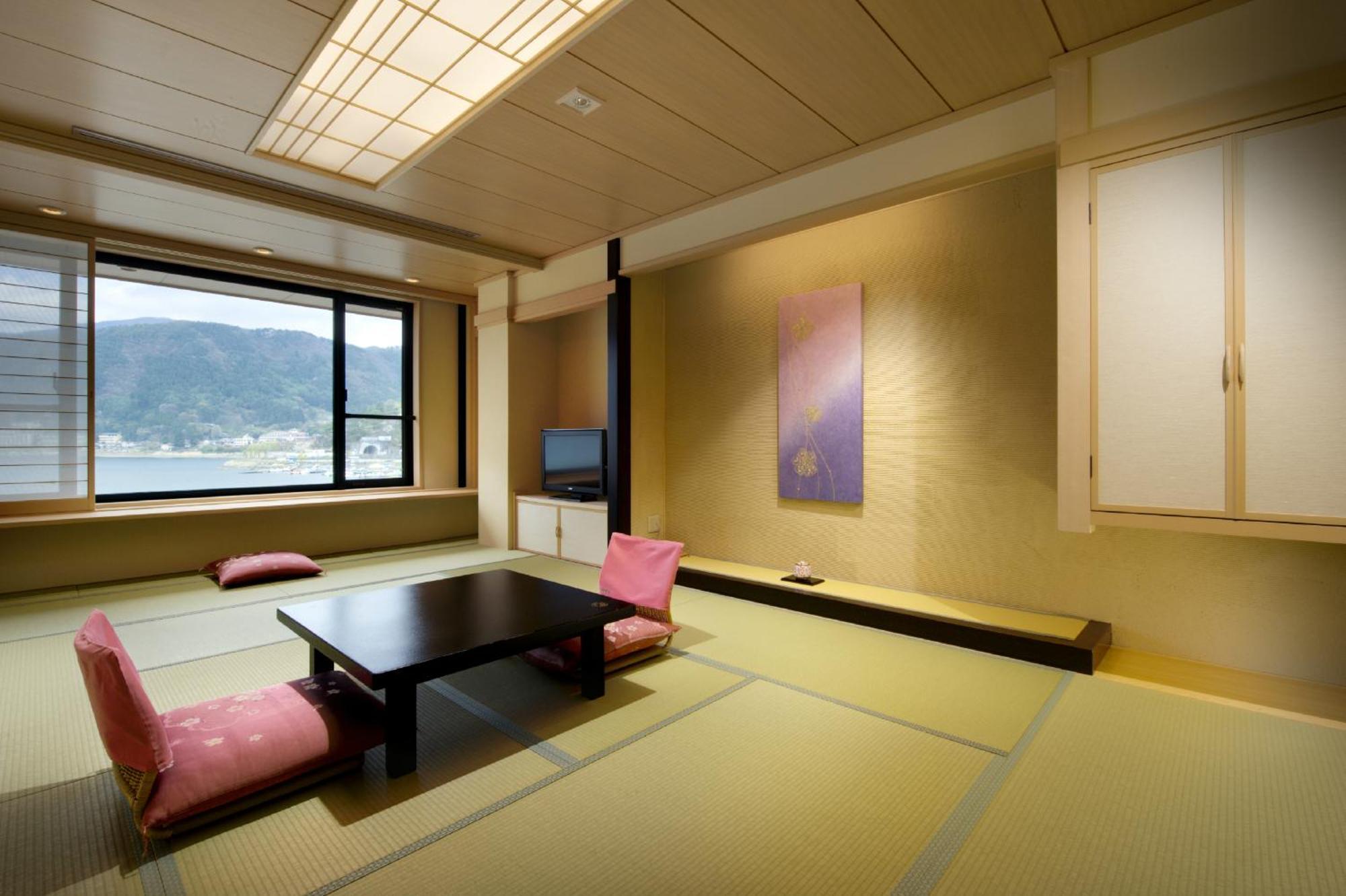 Hotel Fujikawaguchiko Onsen Konanso Zewnętrze zdjęcie A traditional Japanese room