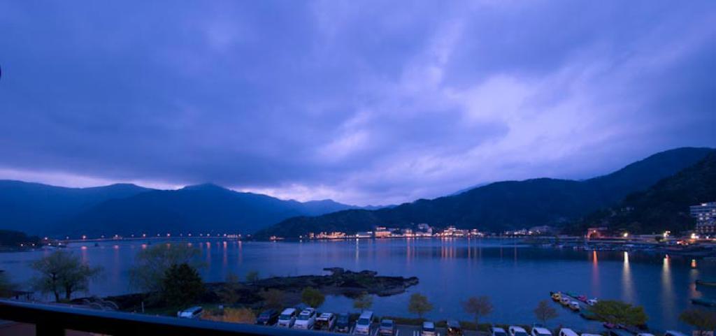 Hotel Fujikawaguchiko Onsen Konanso Zewnętrze zdjęcie View of the town
