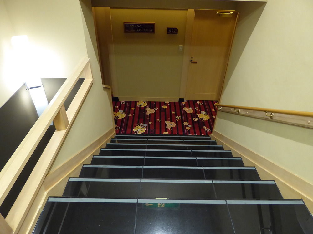 Hotel Fujikawaguchiko Onsen Konanso Zewnętrze zdjęcie Stairs in the hotel