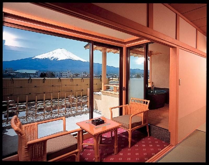 Hotel Fujikawaguchiko Onsen Konanso Zewnętrze zdjęcie A room at the hotel
